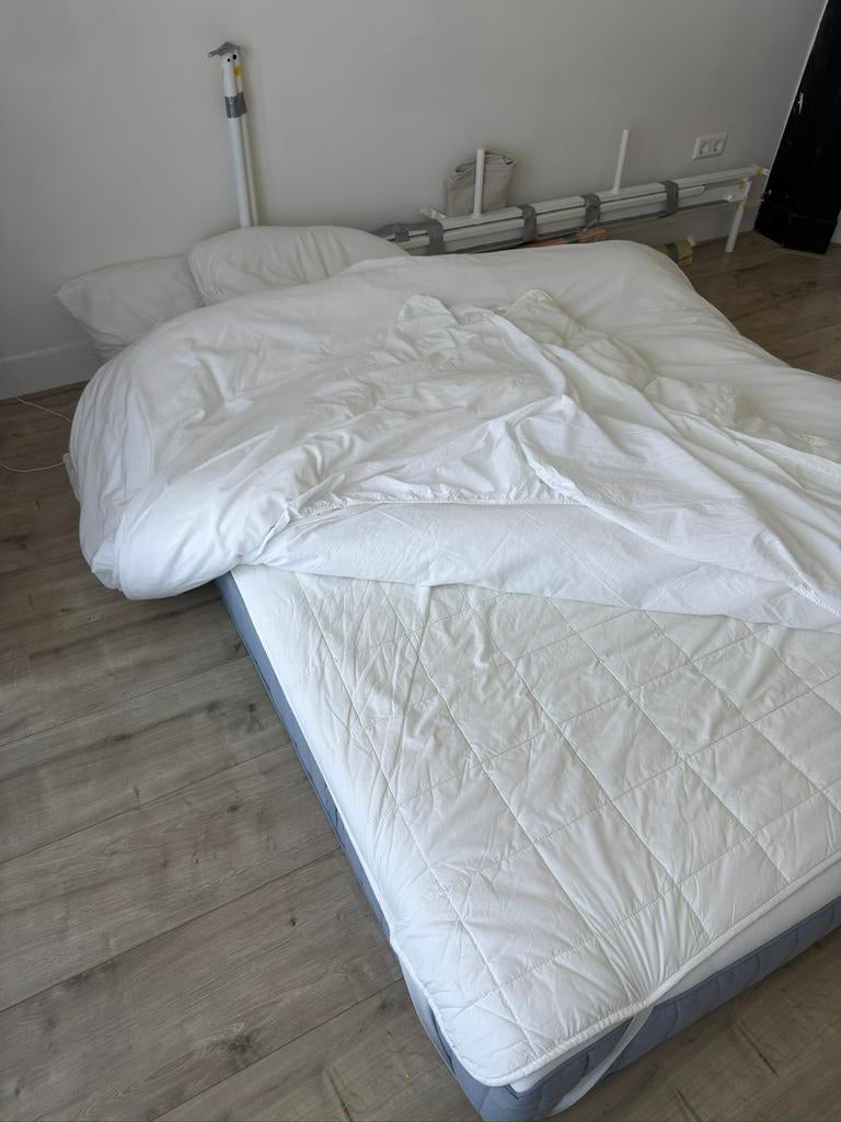 Ikea bed, Huis en Inrichting, Ophalen of Verzenden, Zo goed als nieuw