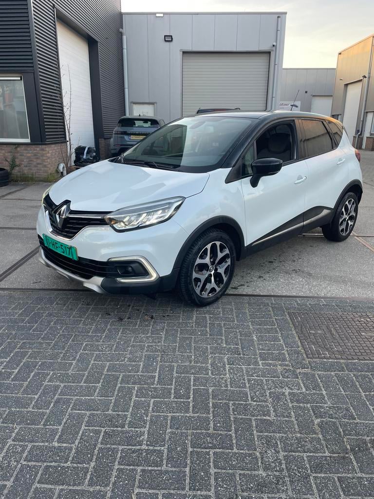 Renault Captur 1.2 tce intens 2017 ! 6 versnellingen NL kent, Auto diversen, Schadeauto's, Ophalen, Renault, Wit, Handgeschakeld