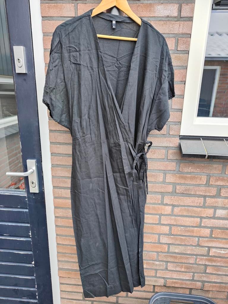 Zwarte Hema wikkeljurk XL/42, Zwart, Maat 46/48 (XL) of groter, Ophalen of Verzenden, Zo goed als nieuw