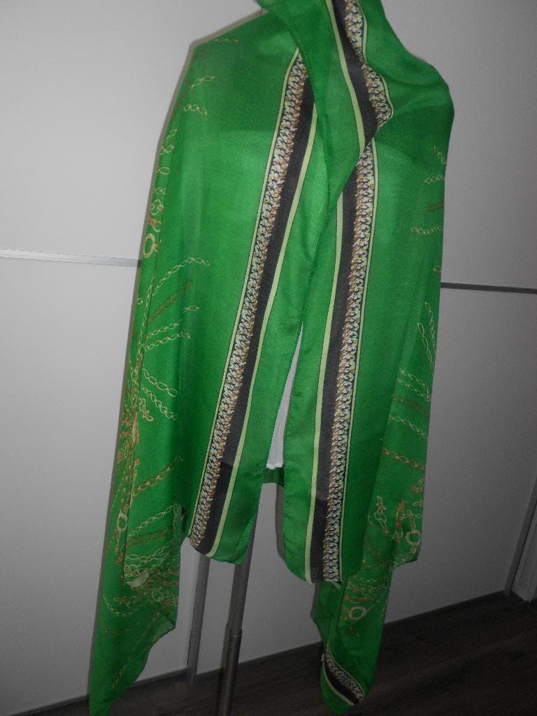 Nieuwe groene sjaal - pareo, Ophalen of Verzenden, Nieuw, Maat 46/48 (XL) of groter, Sjaal
