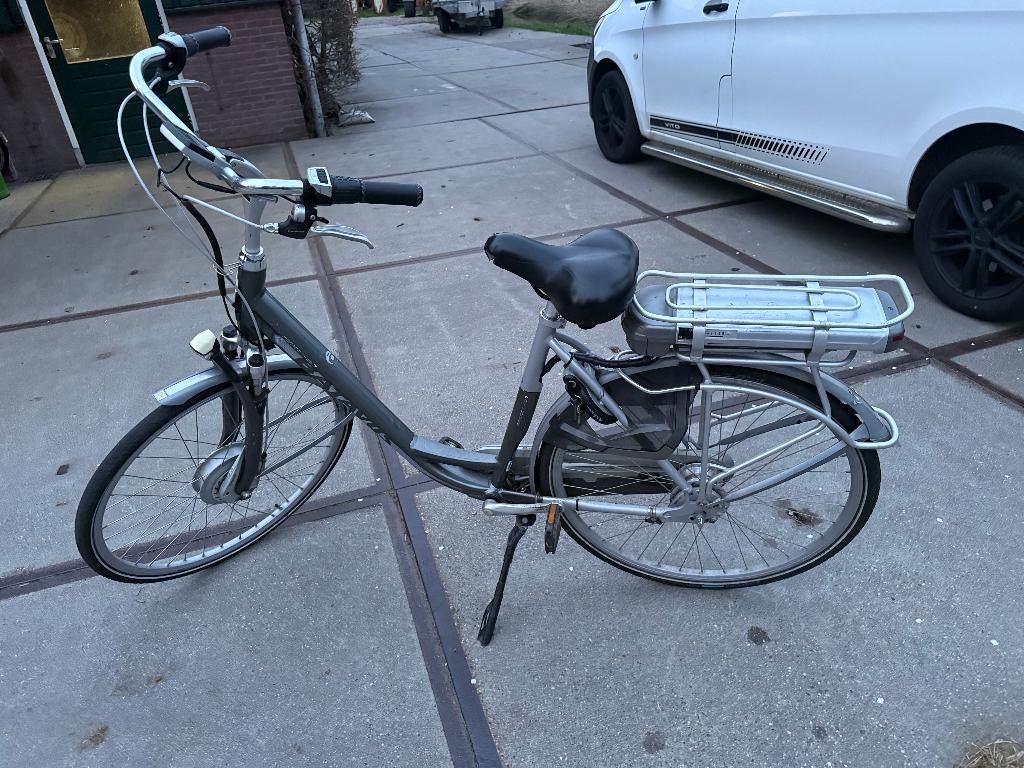 batavus monaco 52cm 28 inch 7versn 5 onderst motor kapot, Fietsen en Brommers, Elektrische fietsen, Ophalen, Minder dan 30 km per accu