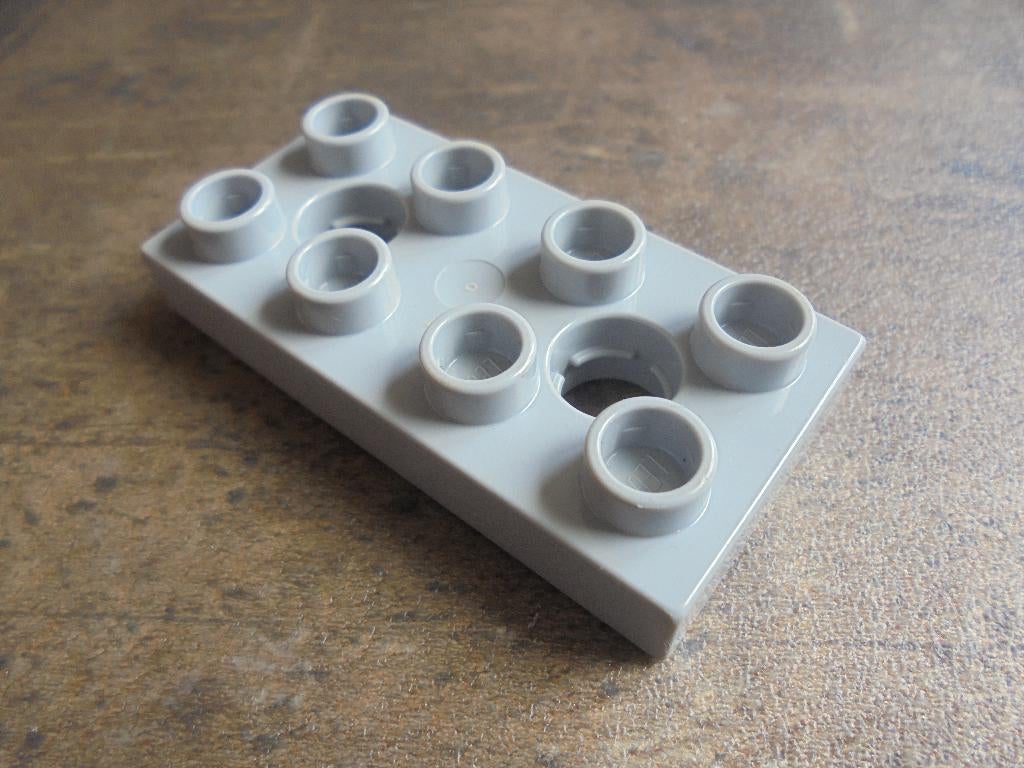 Lego Duplo Plate 2x4 with 2 Holes (zie foto's), Ophalen of Verzenden, Gebruikt, Losse stenen, Duplo