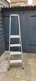 Altrex trap 3 treden plus plateau, Ophalen, Trap, Zo goed als nieuw, Opvouwbaar of Inschuifbaar