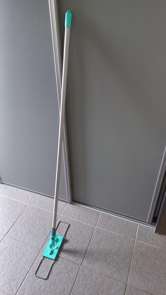 Dweil met steel leifheit, Huis en Inrichting, Schoonmaakartikelen, Ophalen