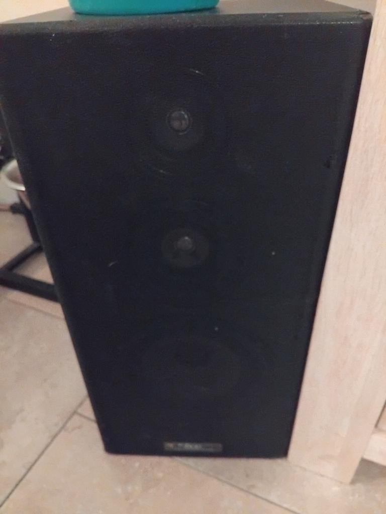 Akai 3-weg speakerset - Ideaal voor schuur of gamekamer, Ophalen, Gebruikt, Front, Rear of Stereo speakers, Overige merken