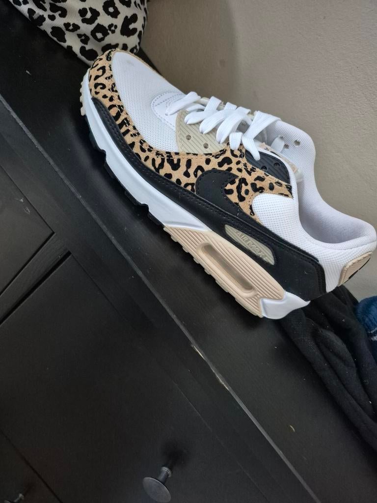 Nike Air Max Leopard - Zo goed als nieuw - Maat 37,5, Kleding | Dames, Ophalen of Verzenden, Nike air max, Sneakers of Gympen