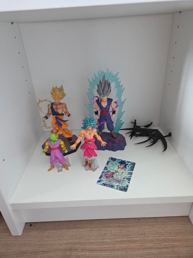 Dragonball beeldjes/funkos, Verzamelen, Poppetjes en Figuurtjes, Ophalen, Zo goed als nieuw