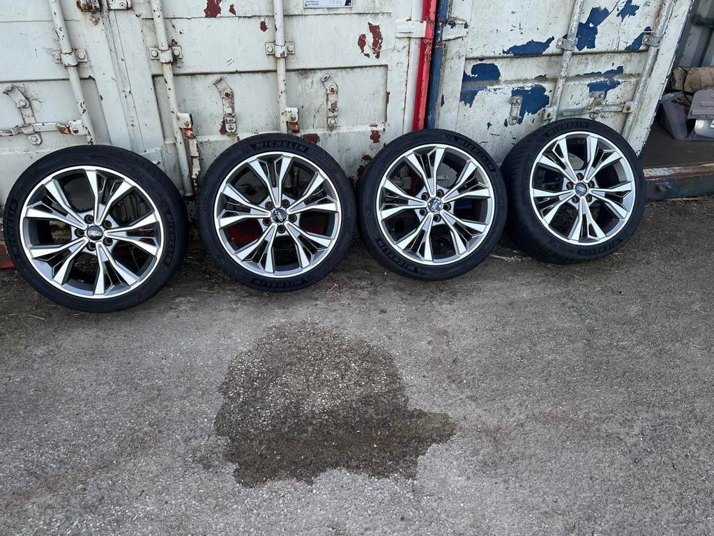 Ford Focus ST-Line velgen met Michelin banden, Auto-onderdelen, Banden en Velgen, Banden en Velgen, Zomerbanden, 18 inch, 235 mm