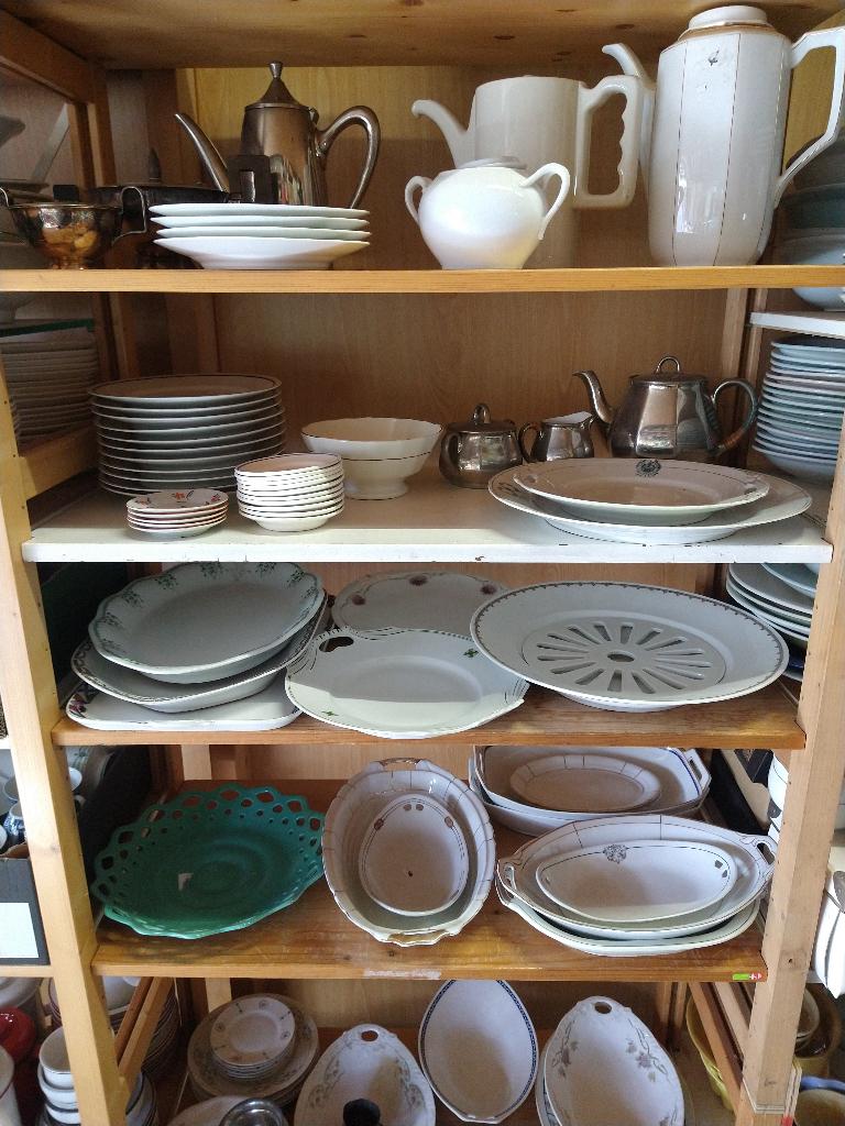 Partij divers art deco servies en schalen, Ophalen