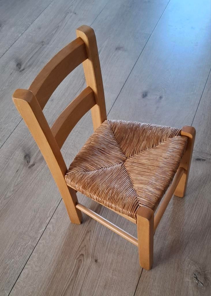 Kinderstoel van hout met rieten zitting, Kinderen en Baby's, Ophalen, Gebruikt, Stoel(en)