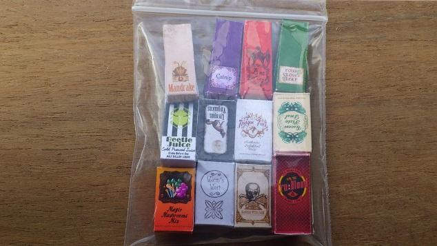 Poppenhuis: Halloween Doosjes, Ophalen of Verzenden, Nieuw, Poppenhuis