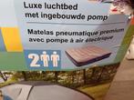 Luxe luchtbed met ingebouwde pomp - 2-persoons, Ophalen of Verzenden, Ingebouwde pomp, Nieuw, 2-persoons