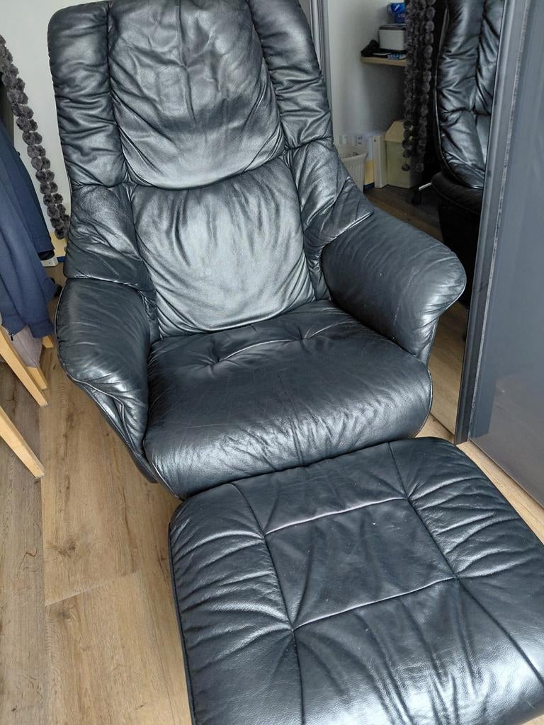 Verstelbare fauteuil met voetenbankje., Ophalen of Verzenden, Gebruikt, 75 tot 100 cm, 50 tot 75 cm