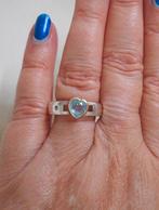 Zilveren ring met 14 karaat gouden hart en stenen nr.839