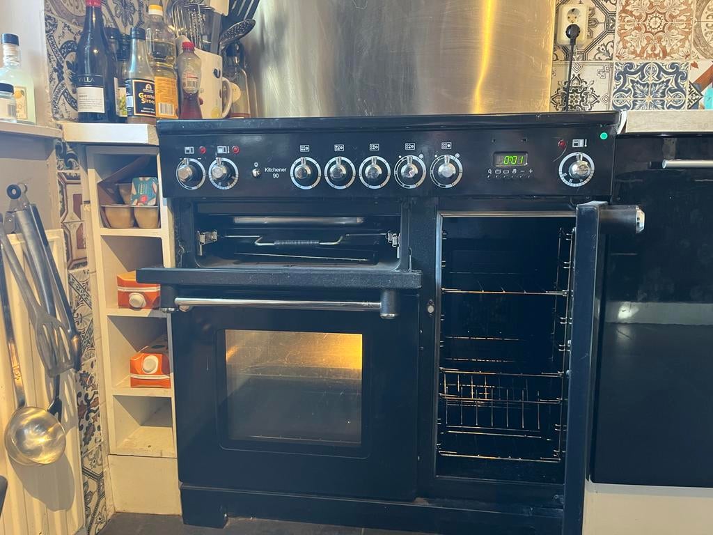 IKEA keuken met apparatuur, Huis en Inrichting, Keuken | Complete keukens, Ophalen, Gebruikt, Zwart, Hoekkeuken