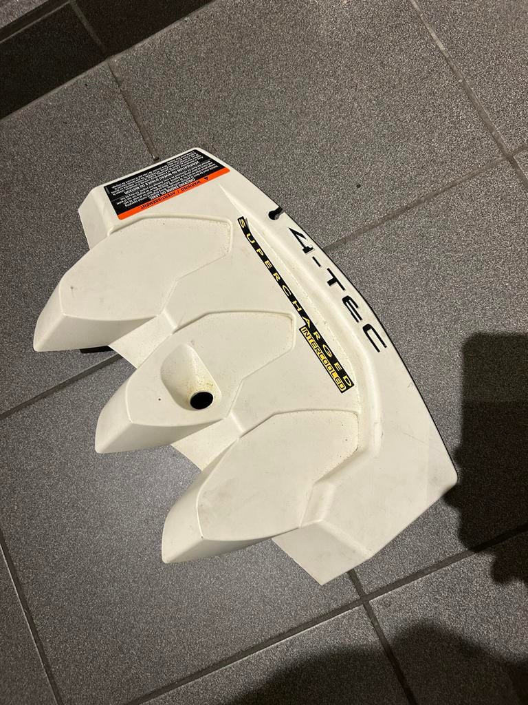 Seadoo motorka RXP-X 4-TEC Supercharged intercooler kap, Watersport en Boten, Ophalen, Gebruikt, Motor en Techniek, Motorboot