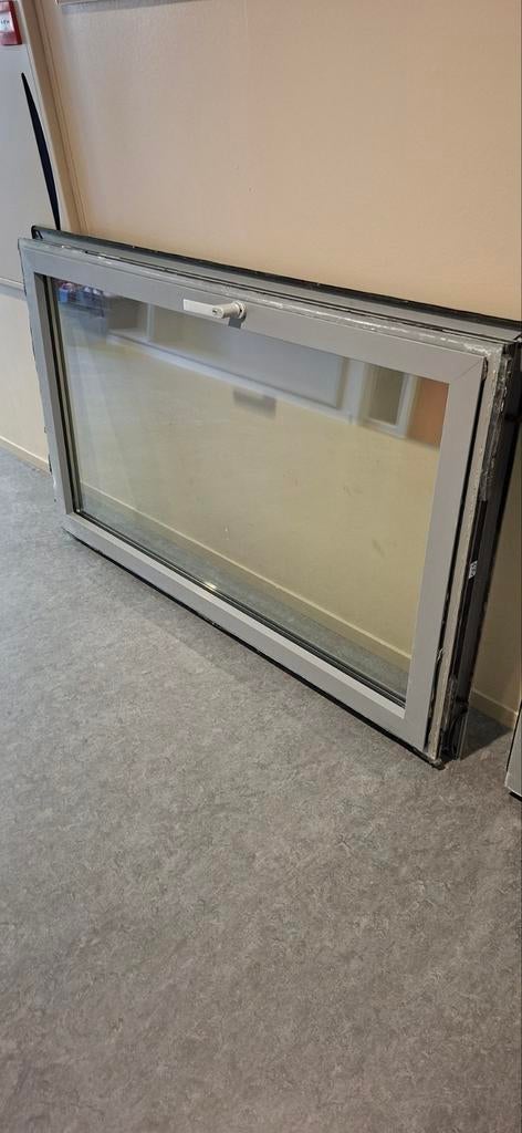 Aluminium draai/kiep raam en vast kozijn, Ophalen, Gevelraam of Ruit, Gebruikt, 80 tot 120 cm