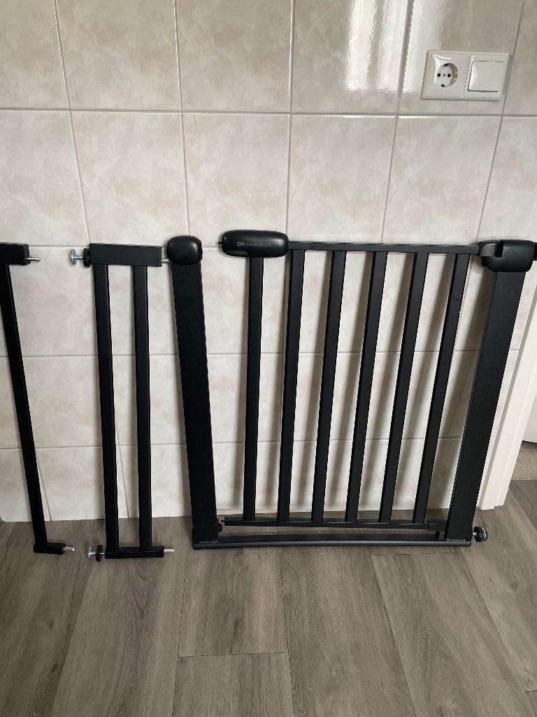 Traphekje  kinderkraft, Ophalen of Verzenden, Zo goed als nieuw, Klemhekje, Hout