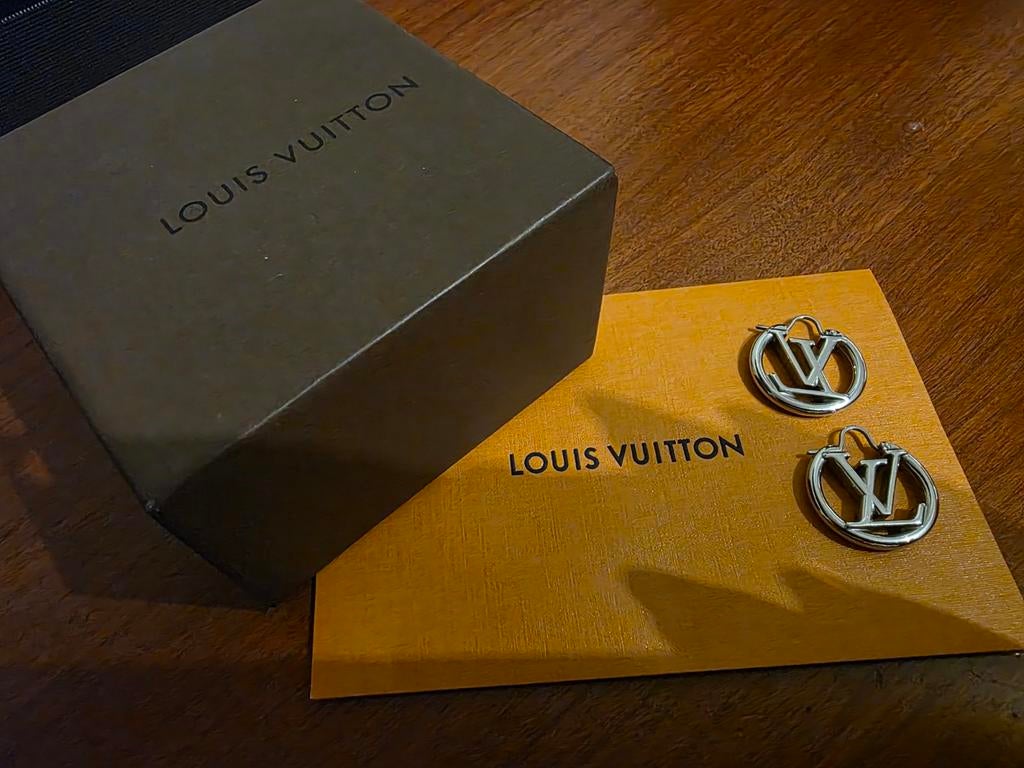Louis Vuitton LV Louise Palladium Oorbellen zilver, Ophalen of Verzenden