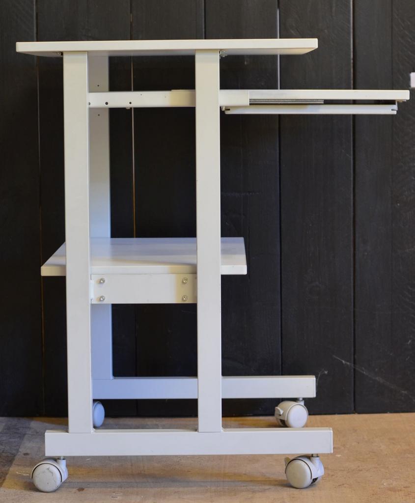 Computertafel, Ophalen, Gebruikt