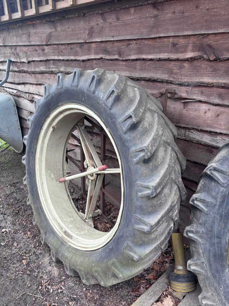 Dubbel lucht International tractor, Ophalen, Gebruikt