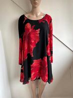 Yoek tuniek maat 50/52 zwart rood bloemen jurk, Ophalen of Verzenden, Zo goed als nieuw, Maat 46/48 (XL) of groter, Rood
