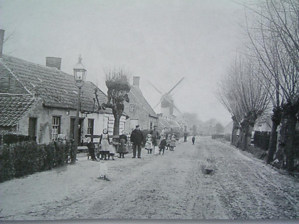 Zeeuws-Vlaanderen. Fragmenten uit de historie., Boeken, Geschiedenis | Stad en Regio, Ophalen of Verzenden, Zo goed als nieuw