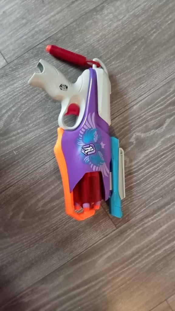 Nerf Rebelle Sweet Revenge Blaster - Compleet met darts, Ophalen of Verzenden, Gebruikt