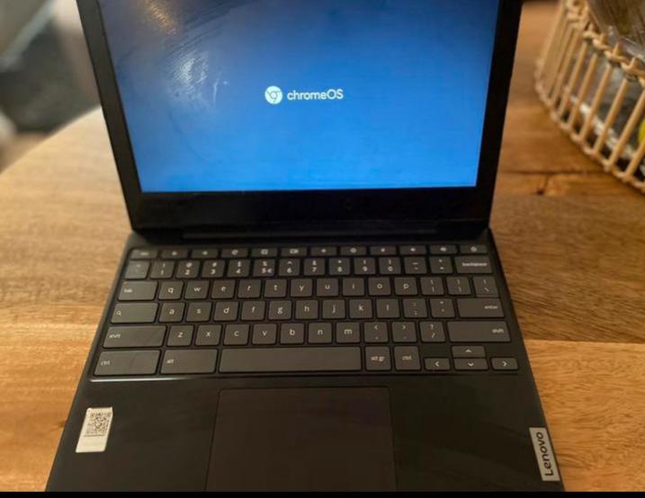 Lenovo Chromebook - Perfect voor school of werk, Computers en Software, Chromebooks, Ophalen, Qwerty, 32 GB of minder, 11 inch