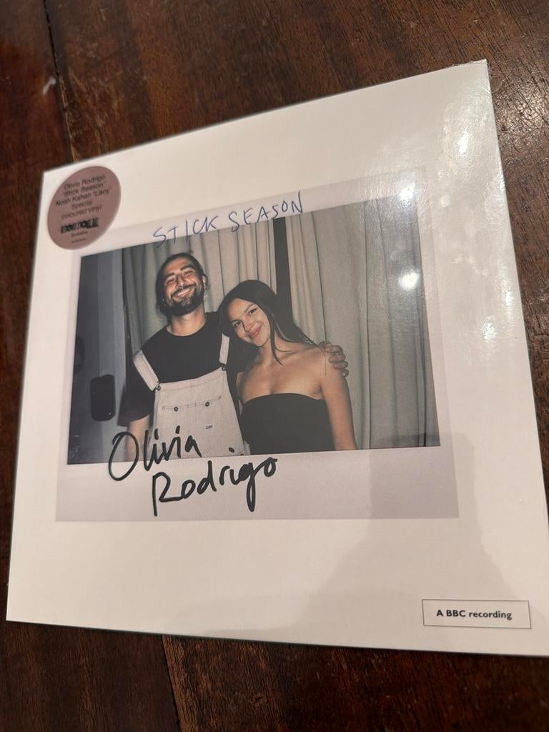 Olivia Rodrigo & Noah Kahan - Stick Season / Lacy (RSD), 7 inch, Ophalen of Verzenden, Nieuw in verpakking, Colored vinyl
