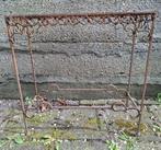 Oud ijzeren plantentafeltje, Ophalen