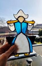 Glas-in-lood raamhanger - Melkmeisje, handgemaakt, Huis en Inrichting, Woonaccessoires | Schilderijen, Tekeningen en Foto's, Minder dan 50 cm