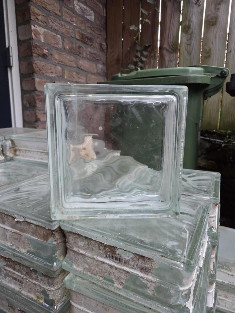 Glazen bouwstenen 19x19x8cm, ongeveer 120 stuks, Doe-het-zelf en Verbouw, Glas en Ramen, Ophalen