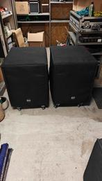 2x RCF 8004 inclusief hoezen, Subwoofer, Zo goed als nieuw, 120 watt of meer, Ophalen