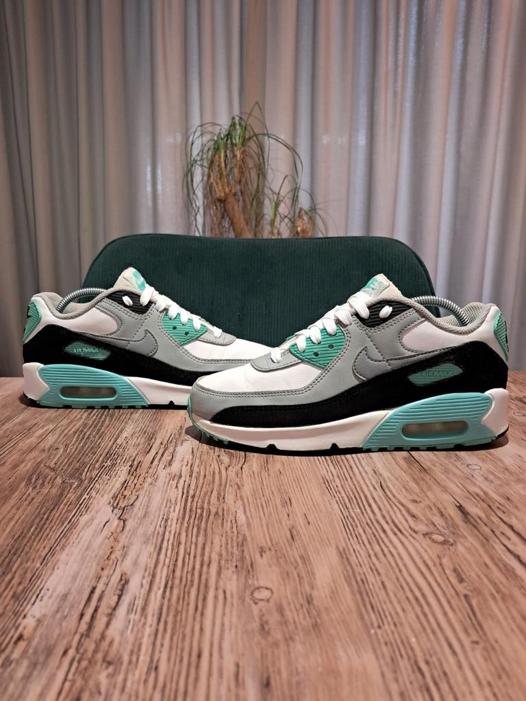 Nike Air Max 90 Leather 'Hyper Turquoise' Size 37,5, Wit, Nike, Ophalen of Verzenden, Sneakers of Gympen