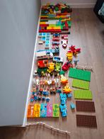 Grote partij LEGO DUPLO met dieren, poppetjes, voertuigen, Ophalen of Verzenden, Duplo