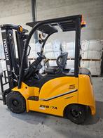 Hyundai 25B-7A 2.5 ton triplex mast side shift goede staat, Zakelijke goederen, Machines en Bouw | Heftrucks en Intern transport