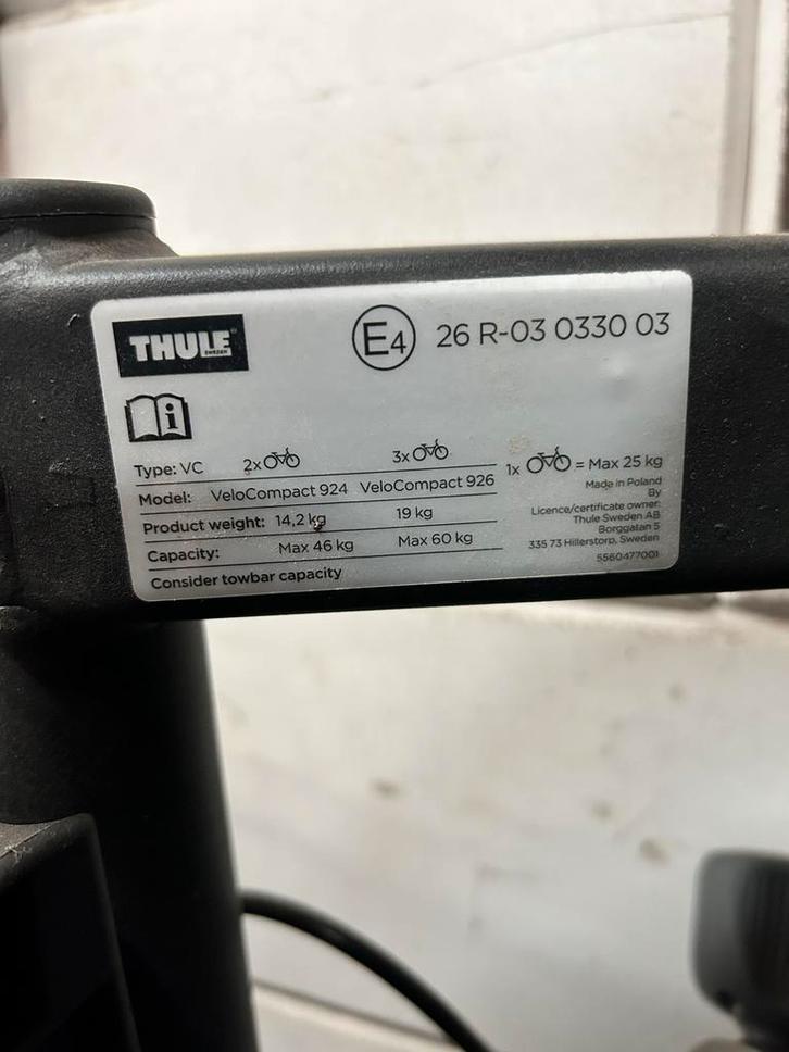 Thule VeloCompact 926 fietsendrager 3 tot 4 fietsen, Auto diversen, Fietsendragers, Zo goed als nieuw, Trekhaakdrager, 3 fietsen of meer