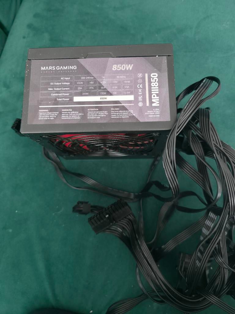 Mars Gaming MPIII850 - 850W Voeding (PSU) - Nieuwstaat, Computers en Software, Interne voedingen, Nieuw, Ophalen