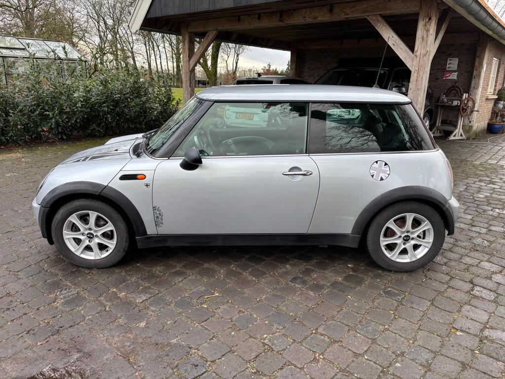 Mini Mini 1.6 One Salt, Auto's, Mini, Voorwielaandrijving, Gebruikt, Zwart, 4 cilinders