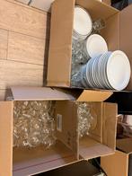 Serviesgoed in dozen - Borden, glazen, kopjes, Ophalen, Gebruikt, Bord(en), Effen