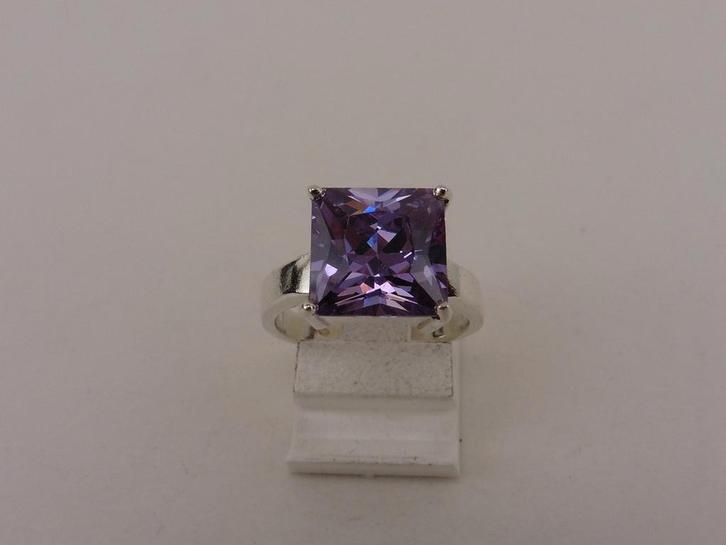 Zilveren damesring met zirkonia                         Z233, Sieraden, Tassen en Uiterlijk, Ringen, Dame, 17 tot 18, Paars, Zilver