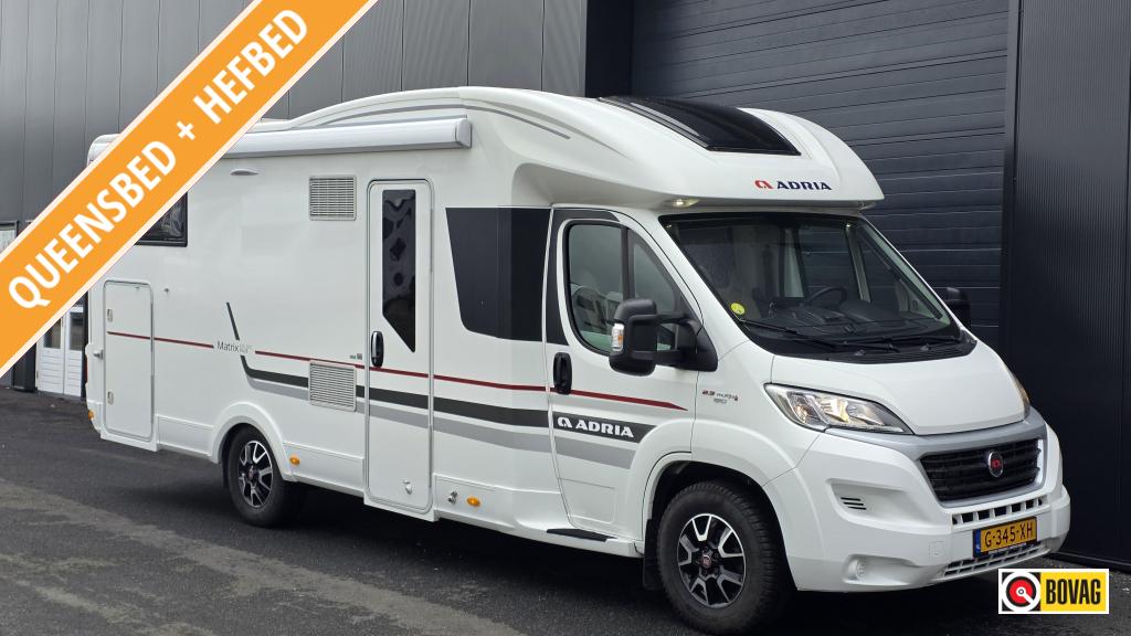 Adria Matrix Plus 670 SBC 5 Gordelplaatsen, Chemisch toilet, Startonderbreker, Fiat, 7 tot 8 meter