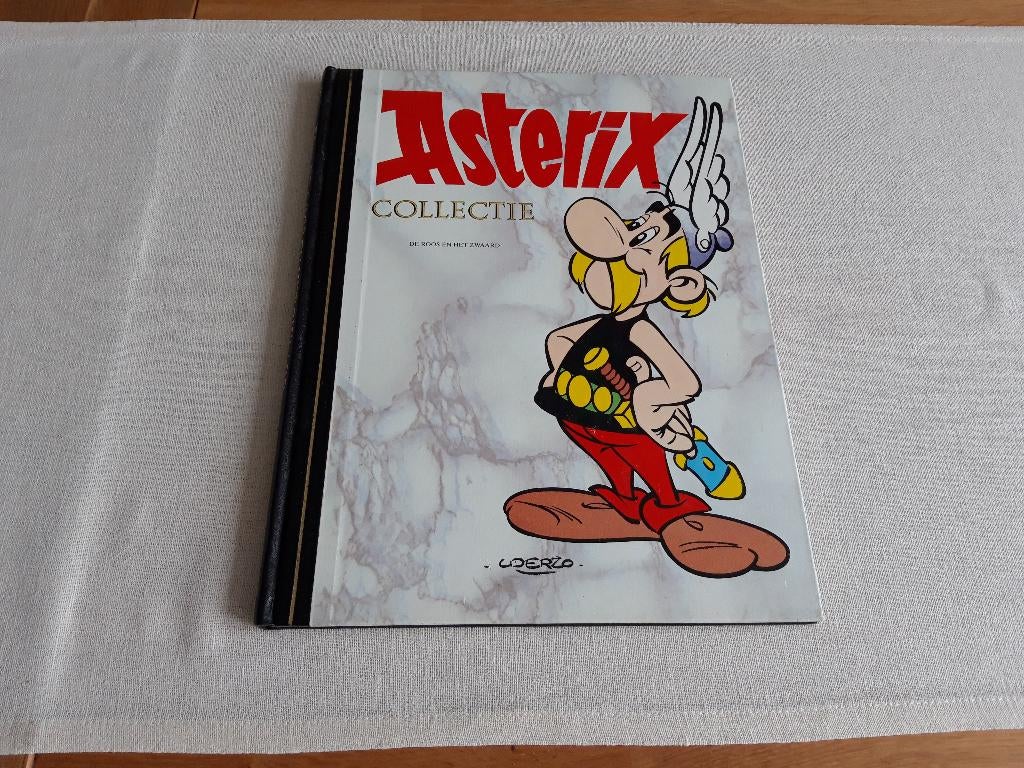 Asterix Collectie Lekturama - De roos en het zwaard, Boeken, Stripboeken, Eén stripboek, Ophalen of Verzenden, Gelezen