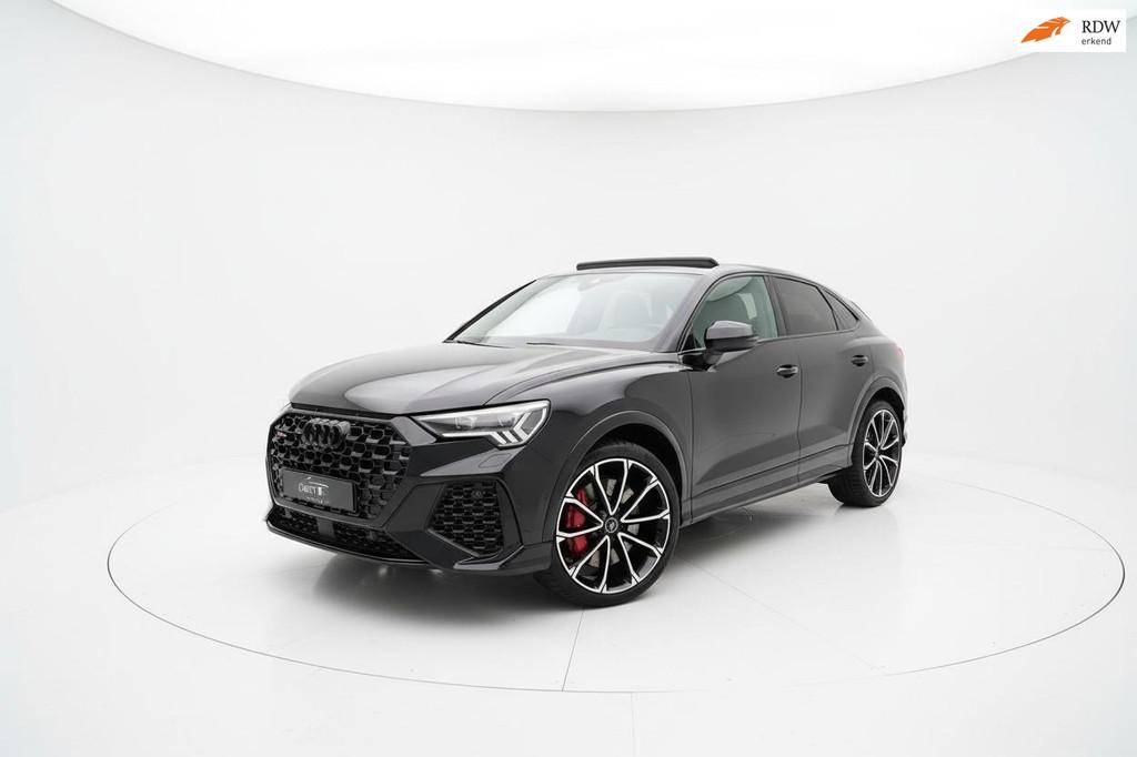 Audi RSQ3 Sportback TFSI RS Q3 PANO VIRTUAL SONOS 360 KEYL, Auto's, Audi, Automaat, Gebruikt, 1675 kg, Zwart