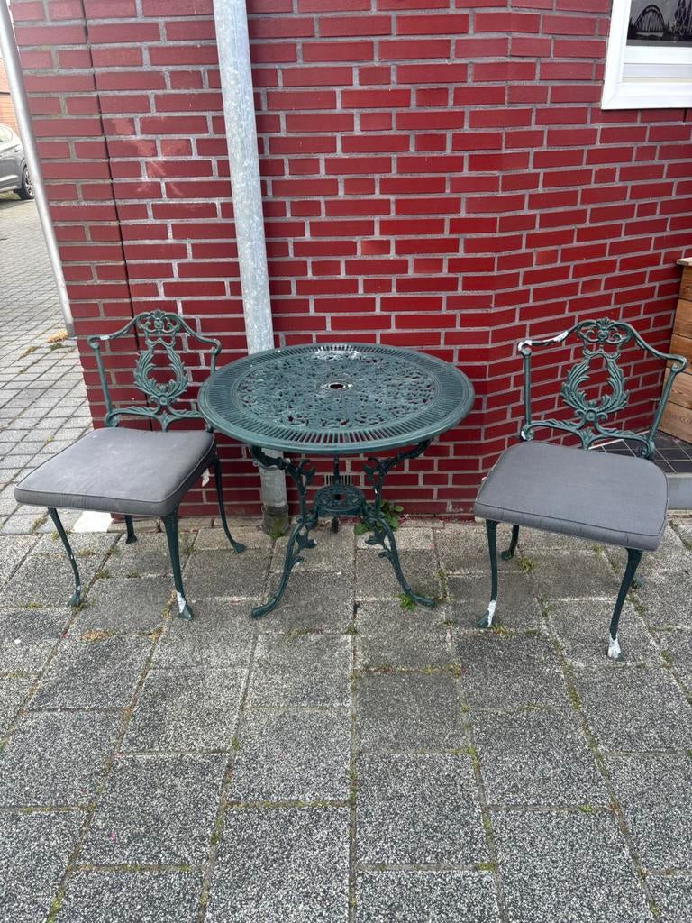 Bistrosetje, Tuin en Terras, Ophalen, Zo goed als nieuw