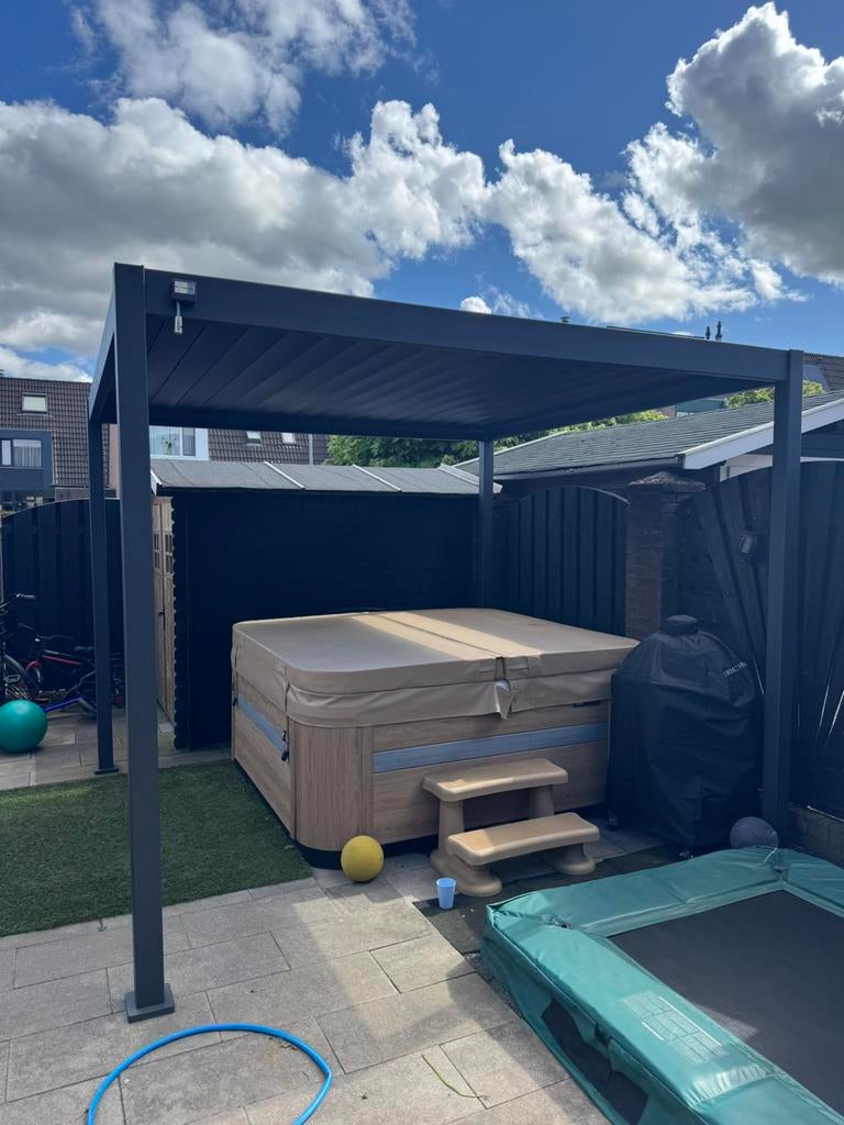 Aluminium overkapping, Ophalen, Zo goed als nieuw