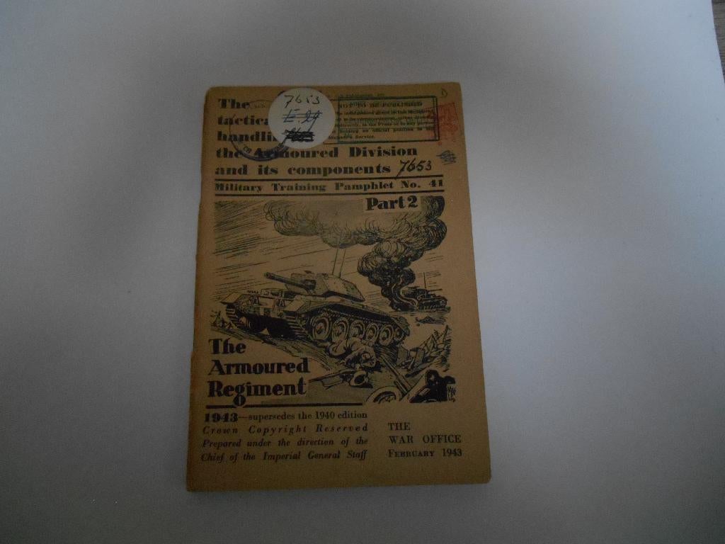 boekje 1943 WW2 the armoured regiment part 2, Verzamelen, Ophalen, Landmacht, Engeland, Boek of Tijdschrift
