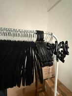 Diverse kledinghangers - Spoedverkoop!, Ophalen, Gebruikt, Fluweel, Volwassenen