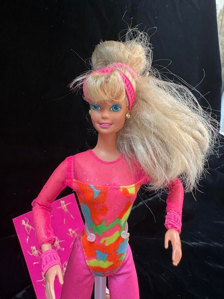 Mattel Gymnast Barbie 1993, Verzamelen, Poppen, Ophalen of Verzenden, Gebruikt, Pop